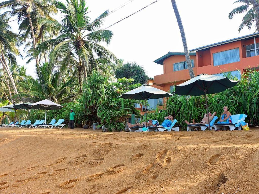 Oyo 246 Roy Villa Beach Hotel Kalutara Extérieur photo